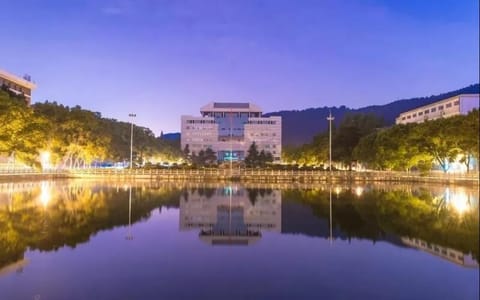 中南大学·中南倒影