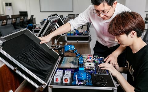 成都理工大学工程技术学院·1I2A6827