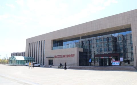 中国石油大学(北京)克拉玛依校区·校园风光