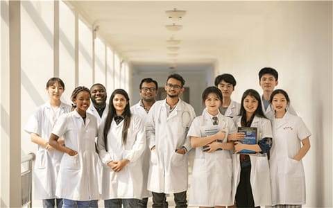海南医科大学·合照