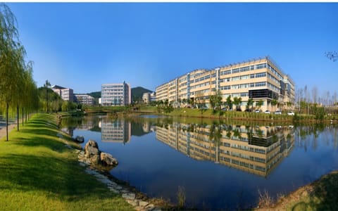大连外国语大学·校园风光3