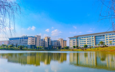 贺州学院·惟勤湖