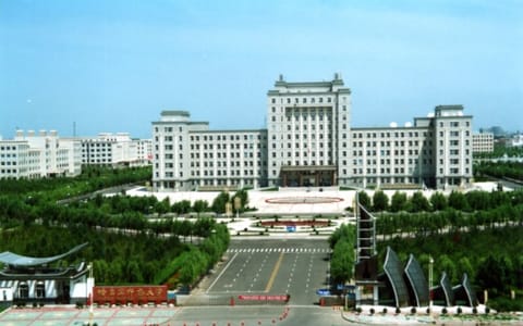哈尔滨师范大学·江北校区正门二