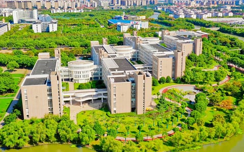 上海工程技术大学·校园风光3
