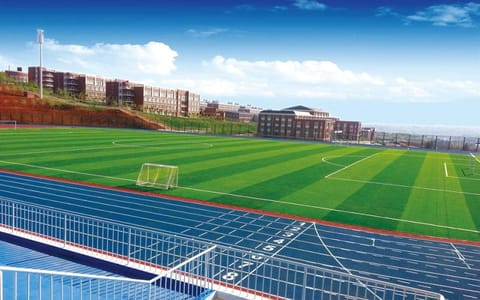 滇池学院·运动场