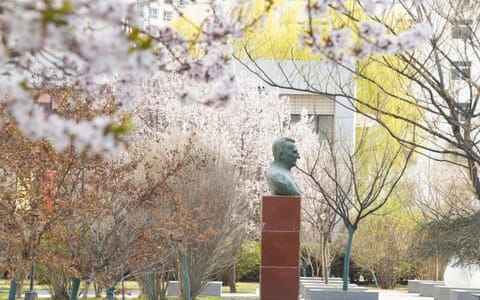 兰州城市学院·艾黎先生