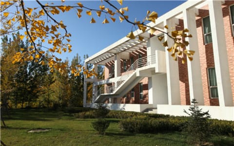 吉利学院·教学楼2