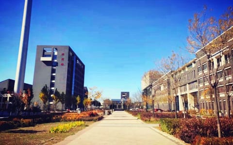 太原师范学院·校园小路