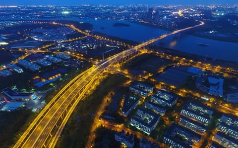 广州大学·夜景