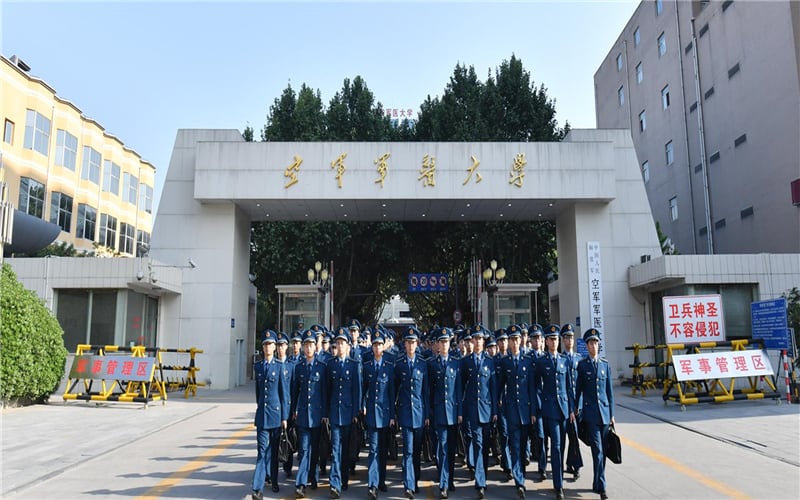 空军军医大学主图·校门