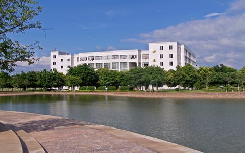 韶关学院·韶关学院青年湖
