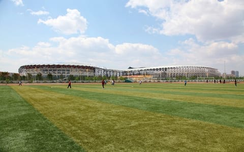 赤峰大学·运动场