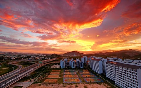 海南热带海洋学院·落日余晖