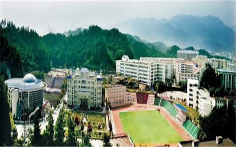 湖北医药学院药护学院·校园鸟瞰图