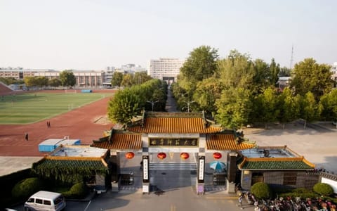 曲阜师范大学·门