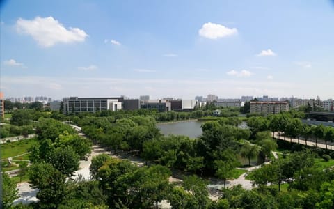 淮阴师范学院·长江路校区镜月湖