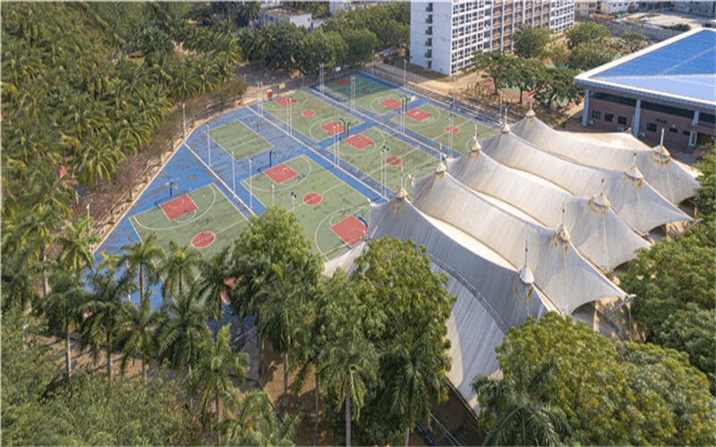 海南医科大学主图·灯光球场
