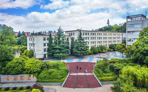 湖北汽车工业学院·校园风光