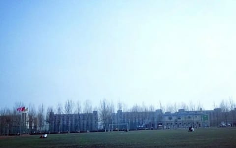 天津财经大学珠江学院·校园风光9