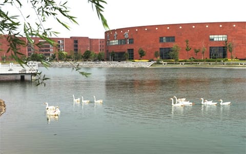 江西师范大学·镜湖