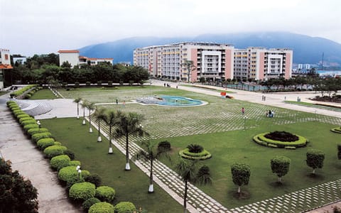 肇庆学院·青年广场