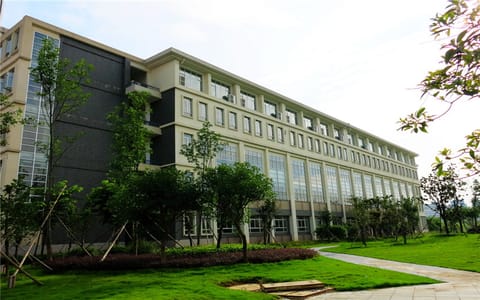 桂林医科大学·基础学院南楼