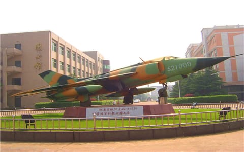 南昌航空大学科技学院·图书馆