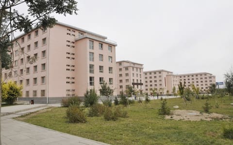 内蒙古财经大学·公寓楼