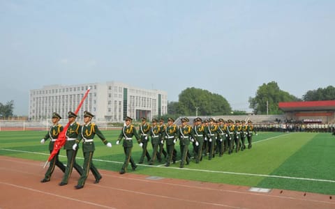 石家庄铁道大学·升国旗