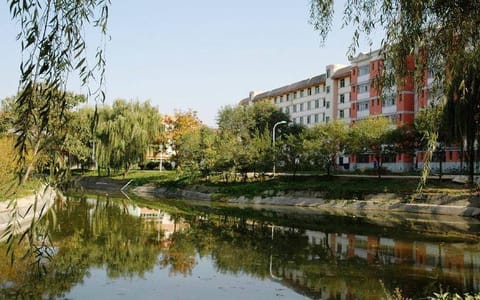 延安大学·湖色