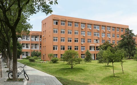 宁波大学科学技术学院·教学楼3