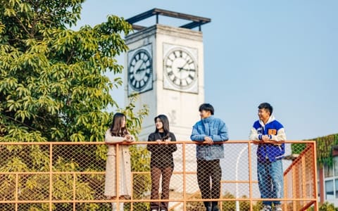 电子科技大学成都学院·7V2A2720