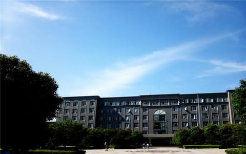长沙医学院·楼3