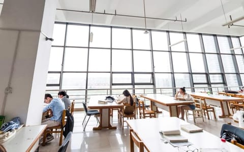 陕西国际商贸学院·图书馆一角