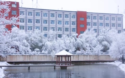 新疆天山职业技术大学·校园风光
