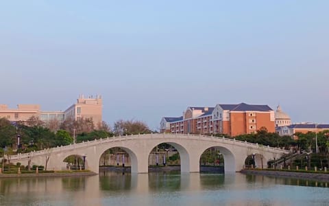 海口经济学院·校园风光