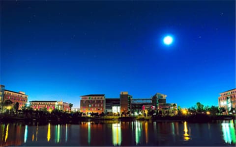 云南师范大学·星空校园