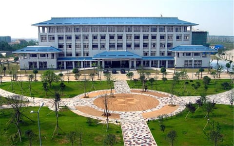 湖北中医药大学·校园风光3