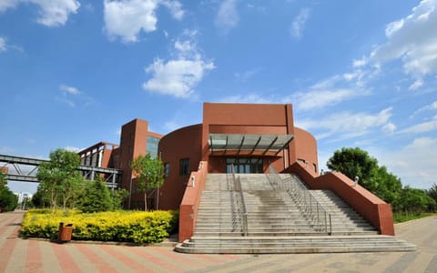 天津理工大学·环安学院报告厅