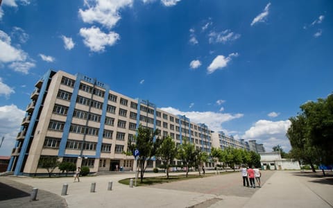 天津理工大学中环信息学院·校园风光8