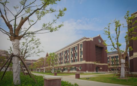 上海建桥学院·学院楼
