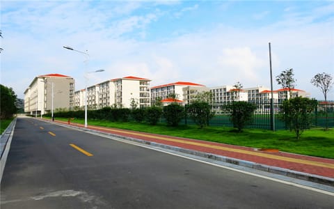 桂林医科大学·学生宿舍楼