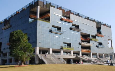 广东工业大学·图书馆2
