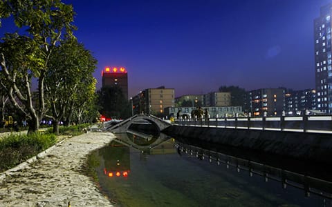 保定理工学院·校园之夜