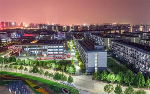 河南财经政法大学·校园夜景