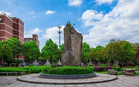 湖南农业大学东方科技学院·筑梦东方