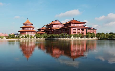 南方医科大学·顺德校区紫金坛