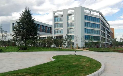 河北环境工程学院·行政楼