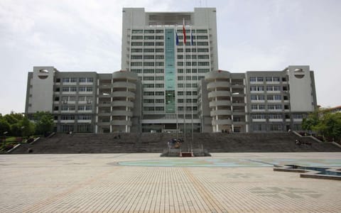 南华大学船山学院·主楼