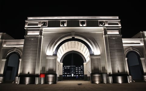 宜宾学院·校门夜景